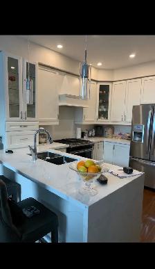 Cabinets & Counter - Photo 4