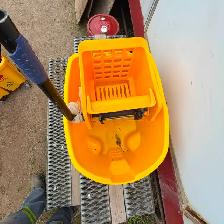 MOP BUCKET - Photo 3