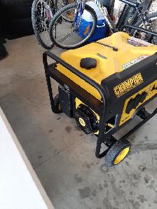 CHAMPION  GENERATOR ( LIKE NEW ) 8125/6500 - Photo 2