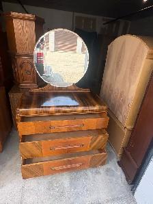 Free delivery antique Vintage 1930s Art Deco Waterfall Dresser - Photo 6