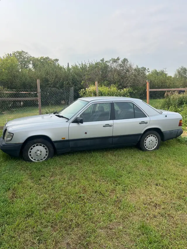 1987 Mercedes Benz 300 Turbo