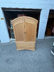 Free delivery used Wooden Armoire with Drawers - Photo 4