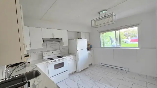 Available 4 1/2 apartment for rent Brossard