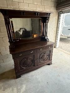 Free delivery Antique Oak Sideboard made in England - Photo 2