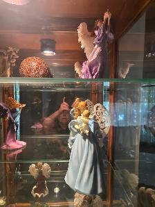 Two 6', 6' Gorgeous Curio Cabinets with 3 Dimmer Settings - Photo 3