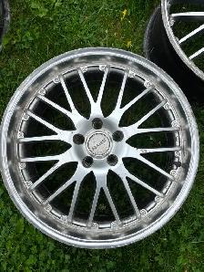Metallic Rims / Jantes métalliques - Photo 2