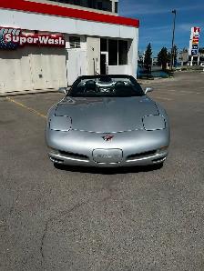 2001 Chevrolet Corvette Convertible 6 Speed - Photo 3