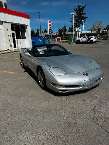 2001 Chevrolet Corvette Convertible 6 Speed - Photo 4