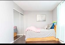 Main Floor 4 bedroom House for rent Brampton - Sep 1st. Location - Photo 2