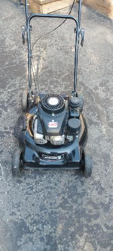 Lawnmower for sale MTD yard machine 20' cut - Photo 3