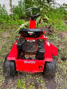 Massey Ferguson 80RT Riding Mower - Photo 4