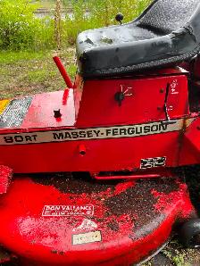 Massey Ferguson 80RT Riding Mower - Photo 5