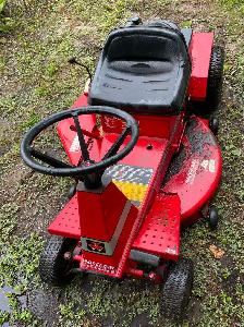 Massey Ferguson 80RT Riding Mower - Photo 9