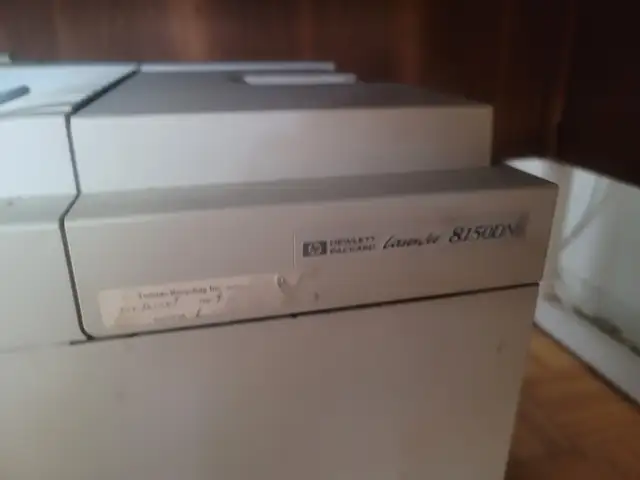 LaserJet 8150dn(for 11'x17'), free pick up