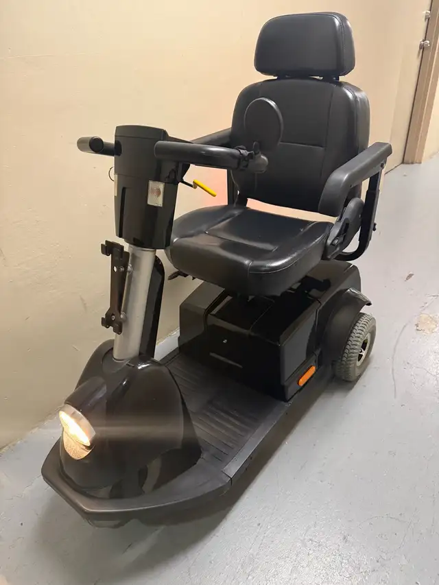 Fortress 1700DT 3-Wheel Mobility Scooter