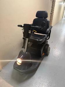 Fortress 1700DT 3-Wheel Mobility Scooter - Photo 4
