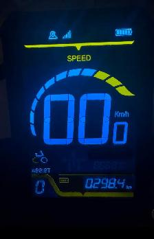 CHEAP WOWBRAND NEW EBIKE ONLY 294KM FULLY LOADED WITH EXTRAS - Photo 3