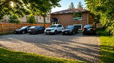 SHORT WALK TO CONESTOGA COLLEGE -STUDENT ROOMS FOR RENT