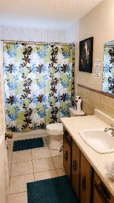 SHORT WALK TO CONESTOGA COLLEGE -STUDENT ROOMS FOR RENT - Photo 7