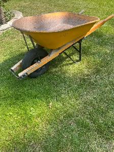 wheelbarrow heavy duty gardening - Photo 7