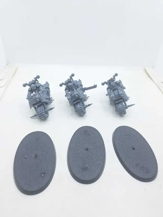 Warhammer 40k Chaos Space Marine Three Unpainted Bikers