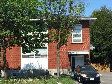 $789/MONTH LARGE 165 SQ FT ROOM — ALL INCLUSIVE - Photo 4