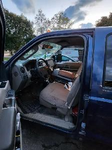 Ford F350 Super Duty 4X4 Crew Cab Dually Low Mileages - Photo 8
