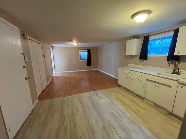 Bright, spacious 720 sq ft one-bedroom apartment – September 1st