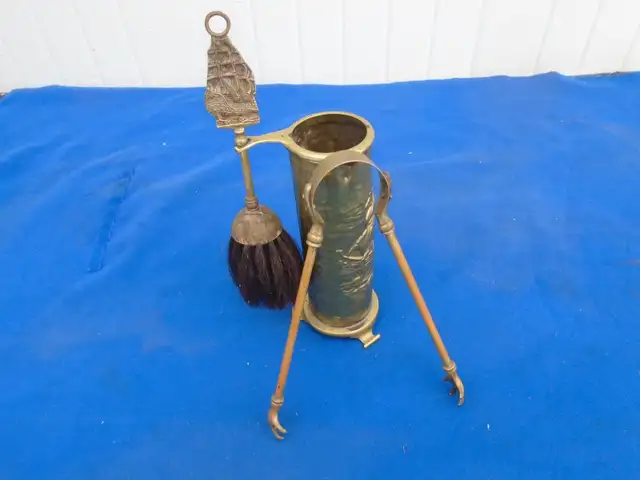 Antique Coal Skuttle