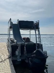 Double Decker Pontoon Boat on Lake Simcoe - Photo 3