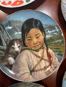 For sale 10" plate aborigin antartic N P