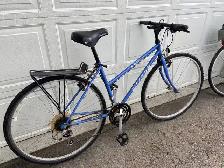 Miata Sport Women’s Bike - Photo 2