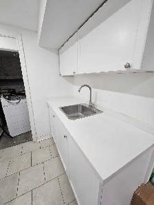 2 bedroom basement in a great neighborhood - Photo 4