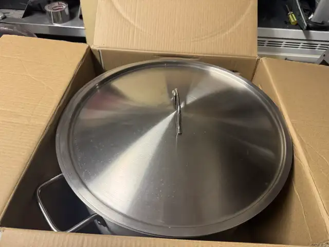 kettles, cooking pots