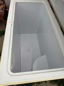 Woods chest freezer 42" wide - Photo 2
