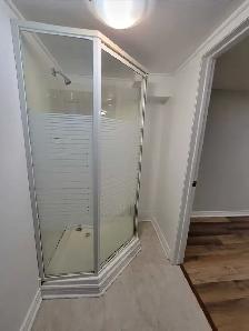 CLEAN   BRIGHT 1 BEDROOM APT FOR ONE, NEAR TRANSIT - Photo 5