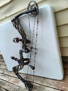 Bowtech, carbon zion,bow for sale. - Photo 2