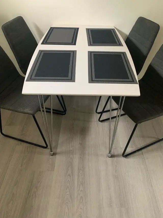 Dining Room Table with Chairs
