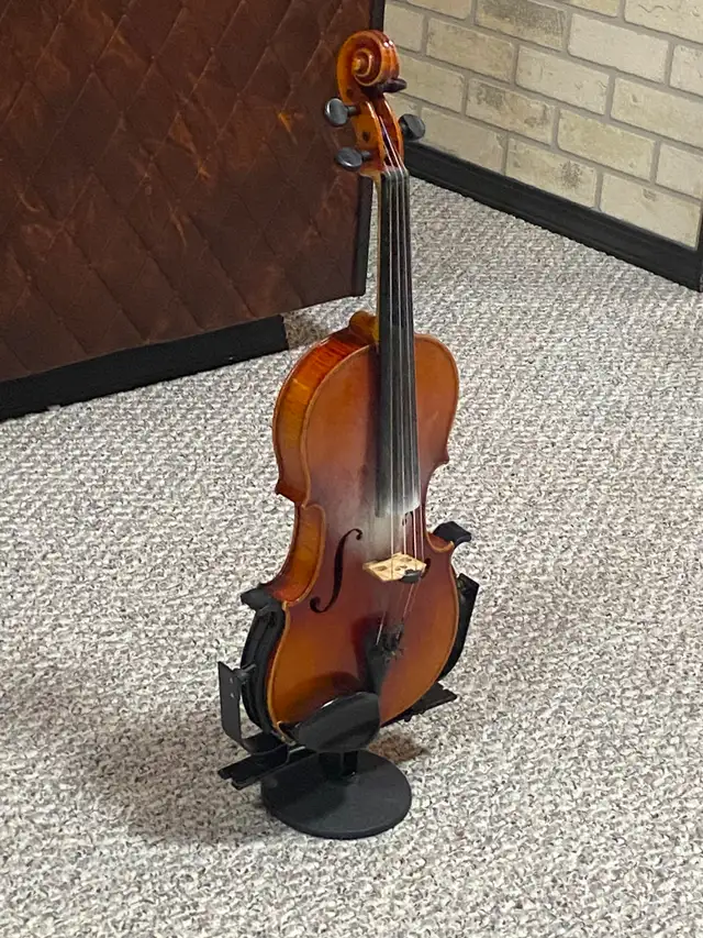 Snug-Grip, Stable Violin Stand