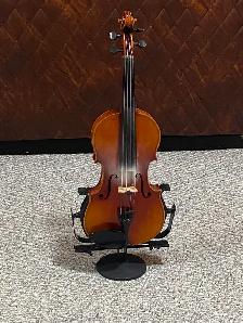 Snug-Grip, Stable Violin Stand - Photo 3