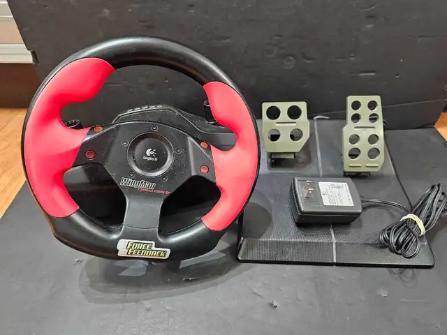 Logitech PC Wingman Formula FORCE GP Wheel w/pedals