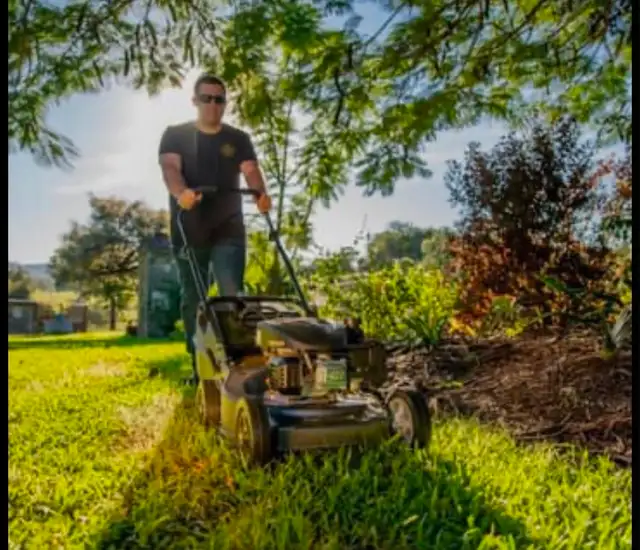 Lawn Mowing Services – Affordable & Reliable!