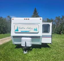 33' Golden Falcon Travel Trailer - 2 Slide Outs - Photo 7