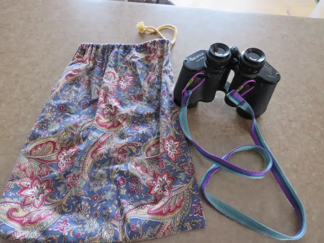 BINOCULARS
