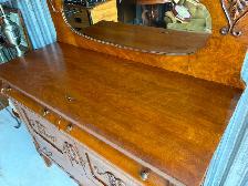 Beautiful Buffet - Photo 4