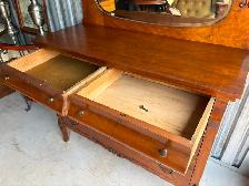 Beautiful Buffet - Photo 8