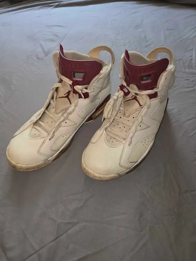 Nike Jordan 6 Maroon