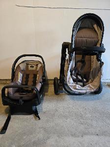 Selling Evenflo Pivot NXT Travel System