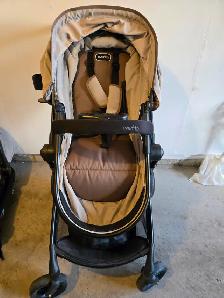 Selling Evenflo Pivot NXT Travel System - Photo 2