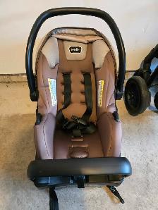 Selling Evenflo Pivot NXT Travel System - Photo 3